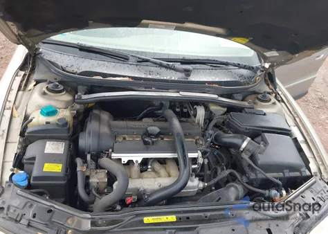 2005 Volvo Xc70 2.5T Awd z USA, uszkodzony, nr VIN YV1SZ592551203431